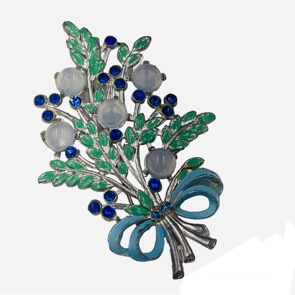 Vintage Pot Metal Enamel Rhinestone Moonglow Lucite Flower Bouquet Brooch
